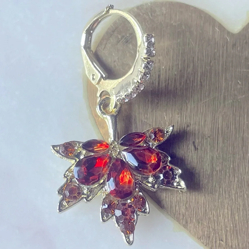 Dangle Fall Leaves Gold Earrings